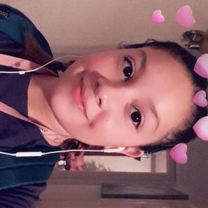 Meet your Posher, Mayra